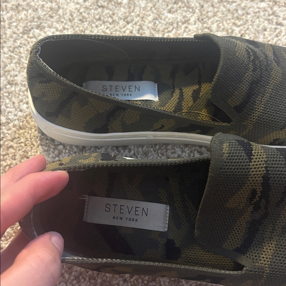 ⭐️Nordstrom Steven Size 7 Camouflage Slip-On Sneakers - Picture 2 of 6
